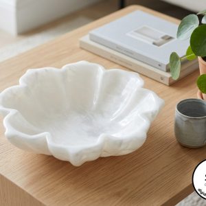 White_Petal_Bowl_Life_Style_Image