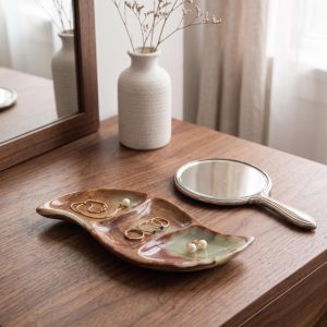 Wave-Shaped Green Onyx Tray
